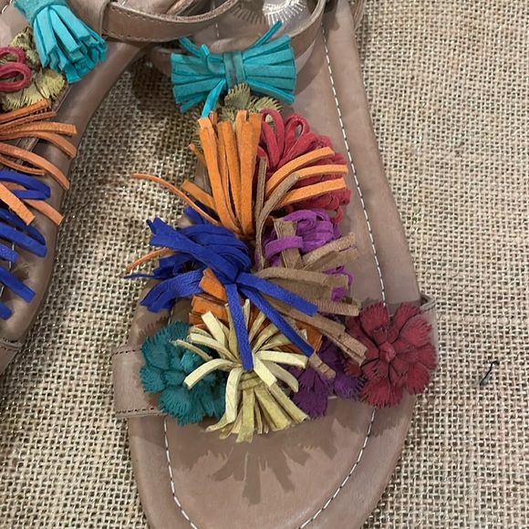 Lucky Penny floral sandal - Picture 2 of 7